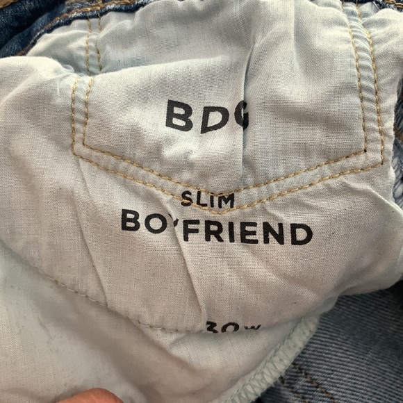 BDG Medium Wash Distressed High Rise Slim Boyfriend Jeans - Picture 12 of 13